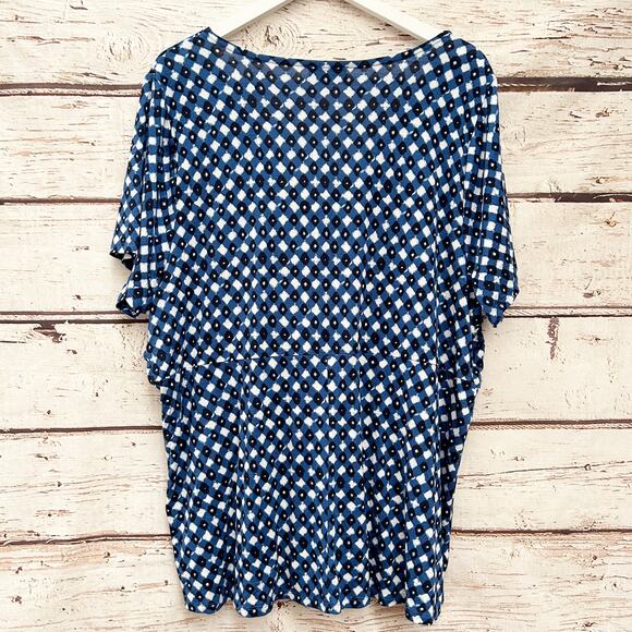 LANE BRYANT Swing Short-Sleeve V-Neck Babydoll Top Sz 22 24 2X - Picture 7 of 7